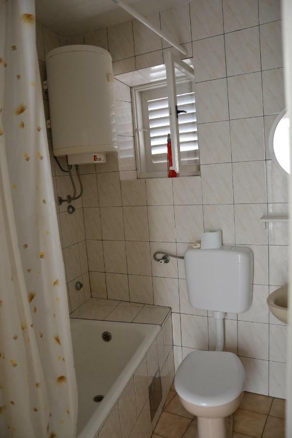 Apartments Pavla Orebic Ngoại thất bức ảnh
